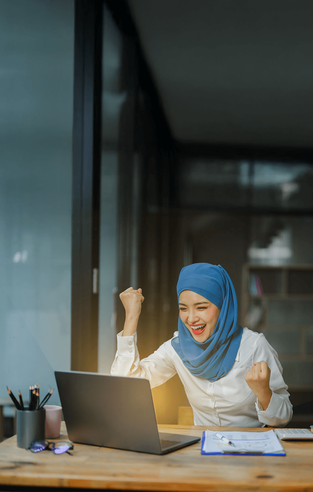 Pelanggan gembira selepas mendapat pinjaman